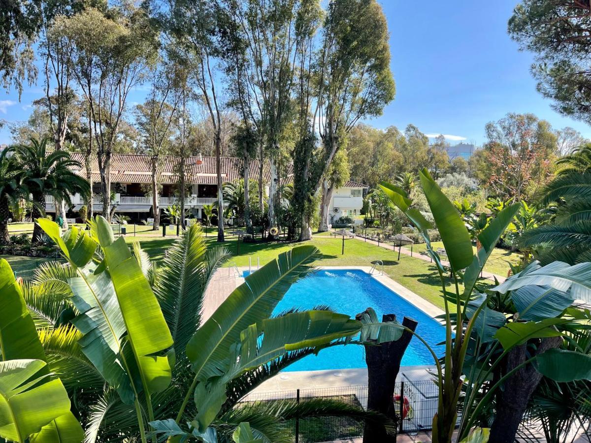 Puerto Banus Pol Suite Y Hada Suite Marbella Kültér fotó