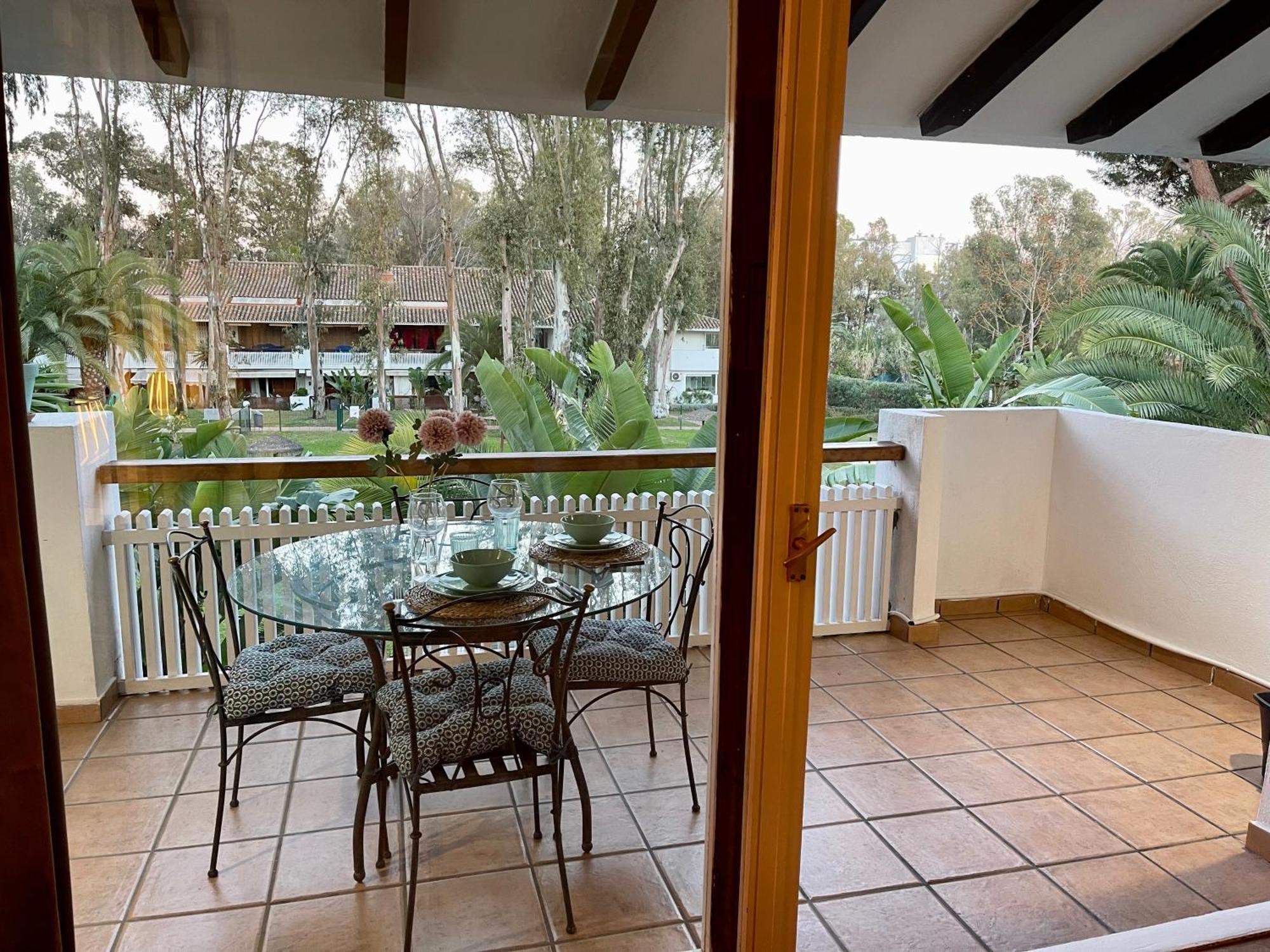 Puerto Banus Pol Suite Y Hada Suite Marbella Kültér fotó