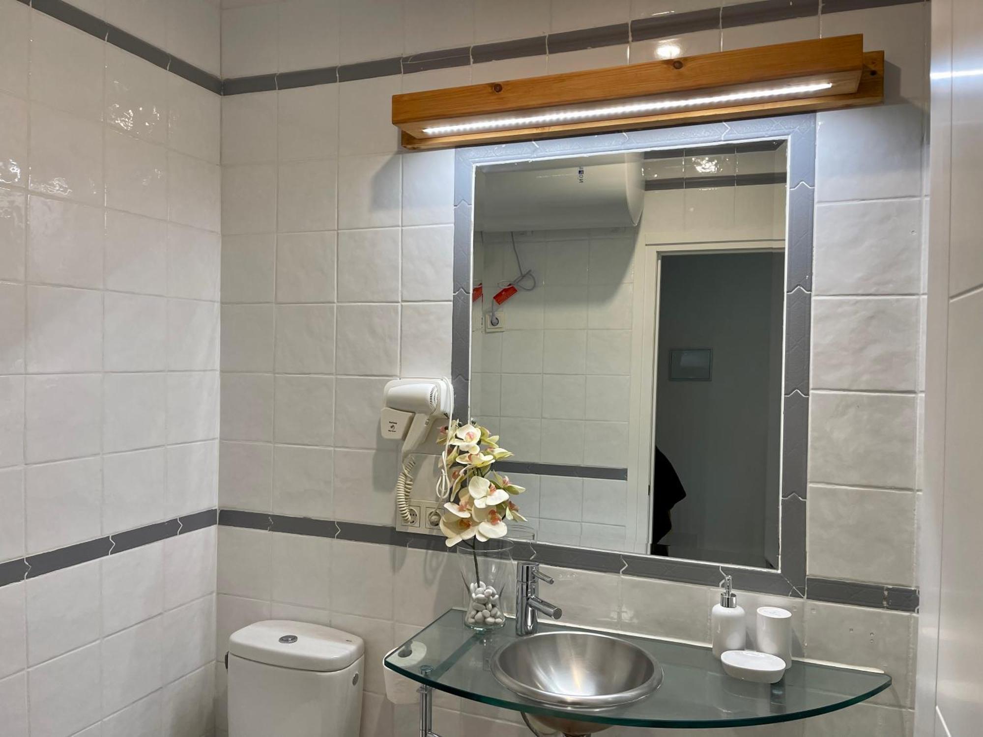 Puerto Banus Pol Suite Y Hada Suite Marbella Kültér fotó