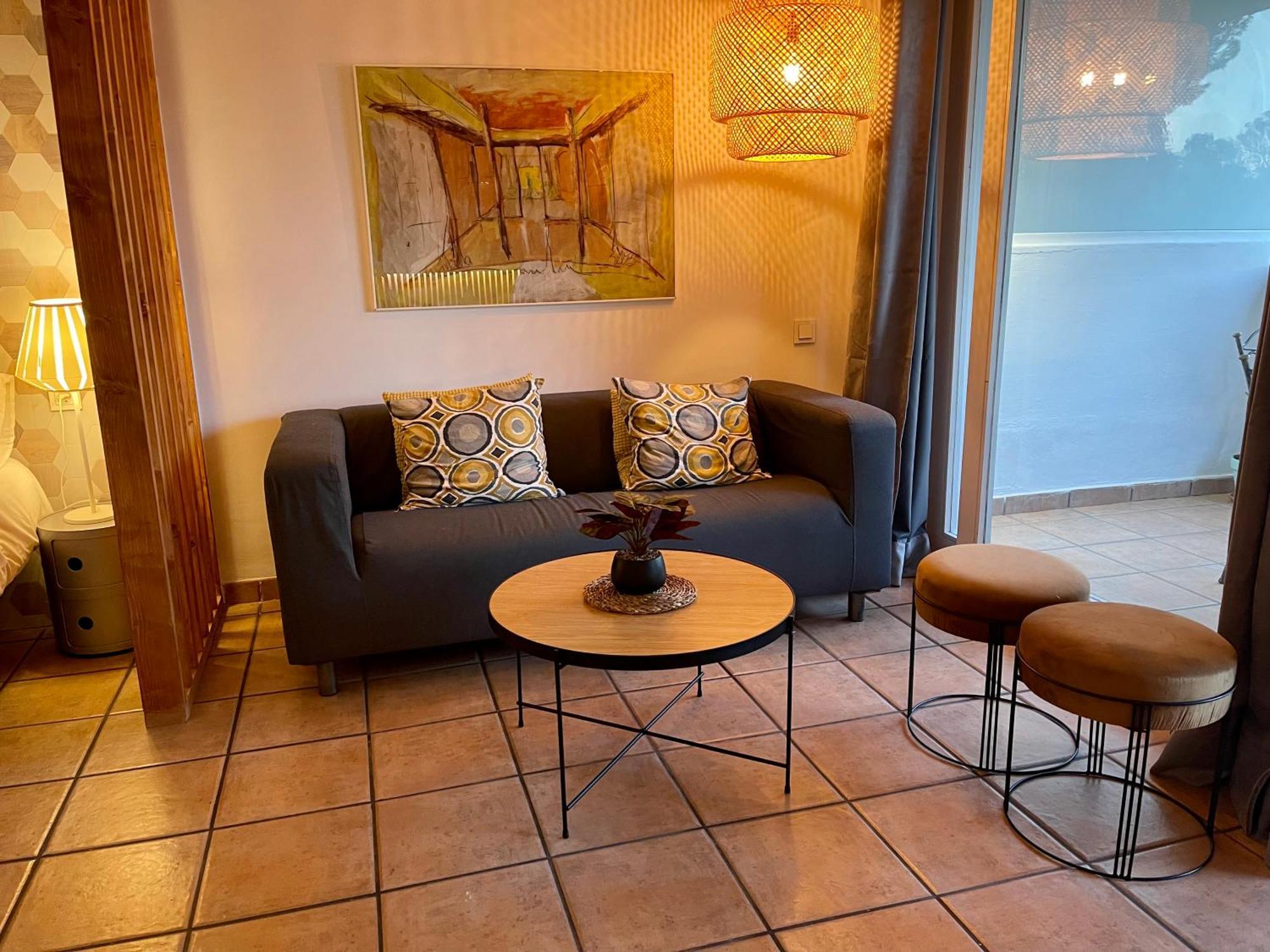 Puerto Banus Pol Suite Y Hada Suite Marbella Kültér fotó
